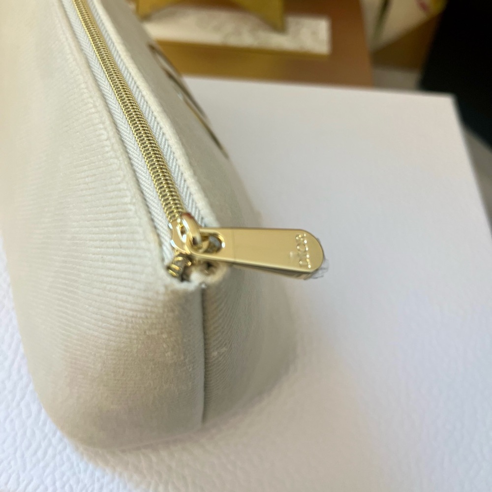 NIB Dior prestige bundle for face - Picture 8 of 10